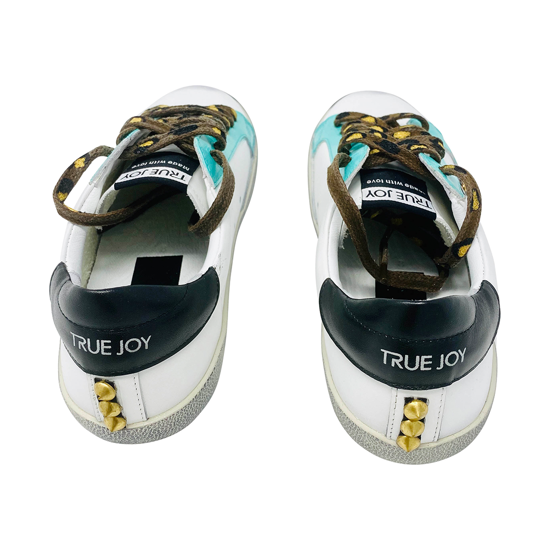 1425 True Joy Woman Shoes LOVE IS LOVE